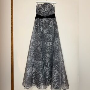 Adriana Papel Elegant Strapless Black and Gray Gown in size 10
